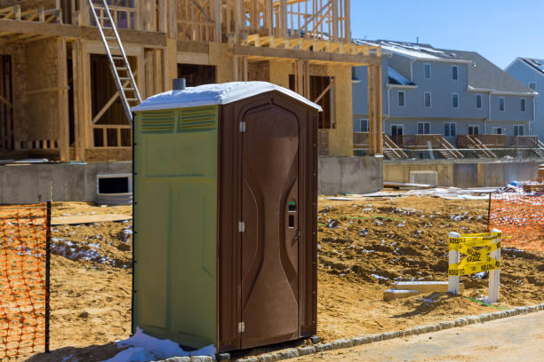 Best Portable bathroom rental  in Hudson, FL